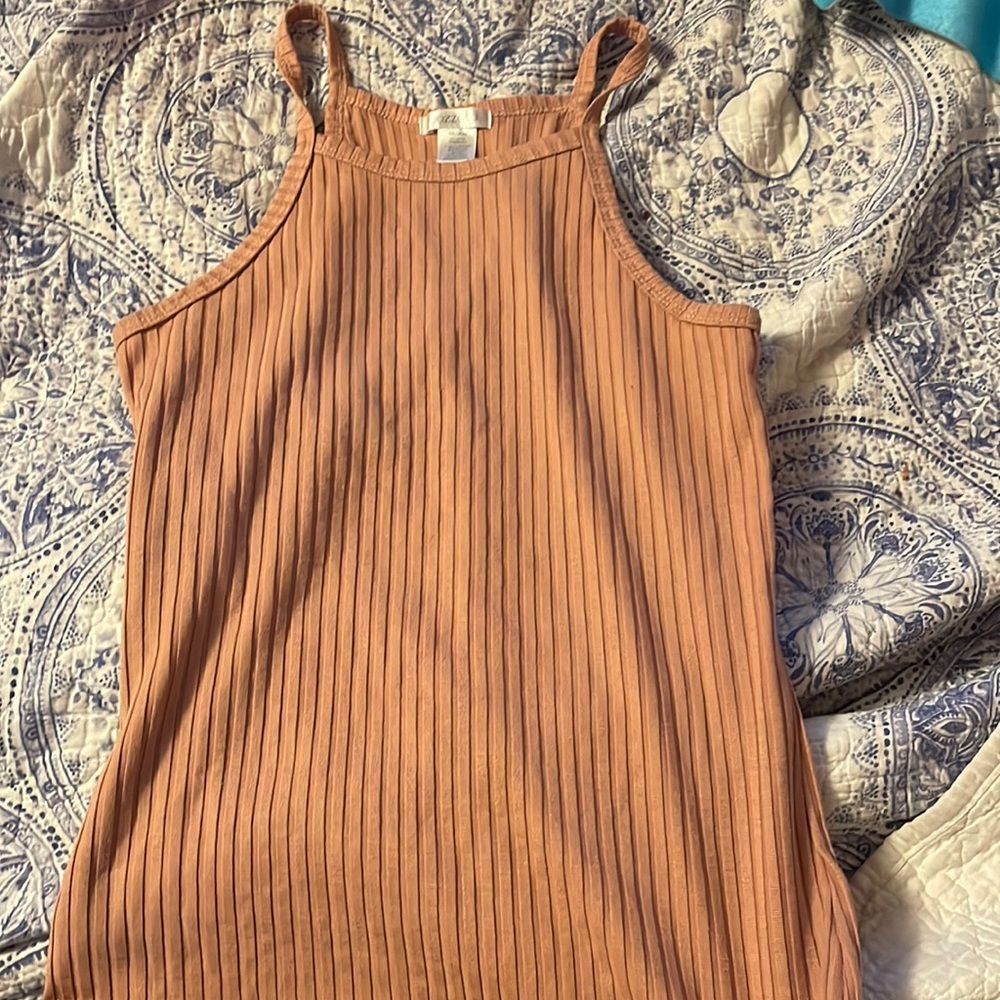 Beige pink top